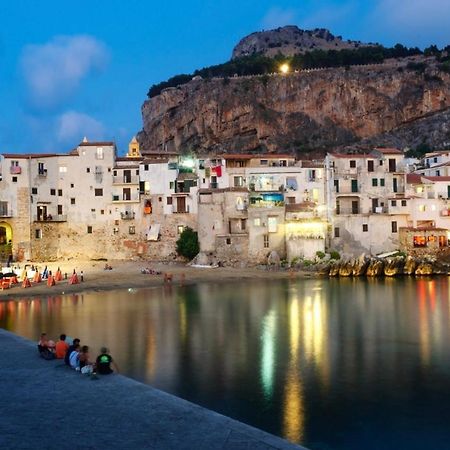 Casa Marina, La Terrazza Sul Mare Panzió Cefalù Kültér fotó